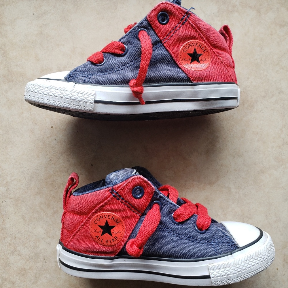 Converse toddler chuck taylor all star size 7